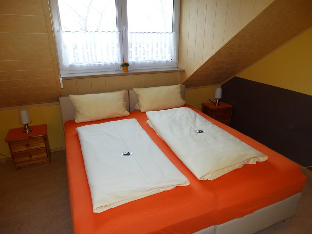 Pension Wolkenstein Langenbruck Extérieur photo